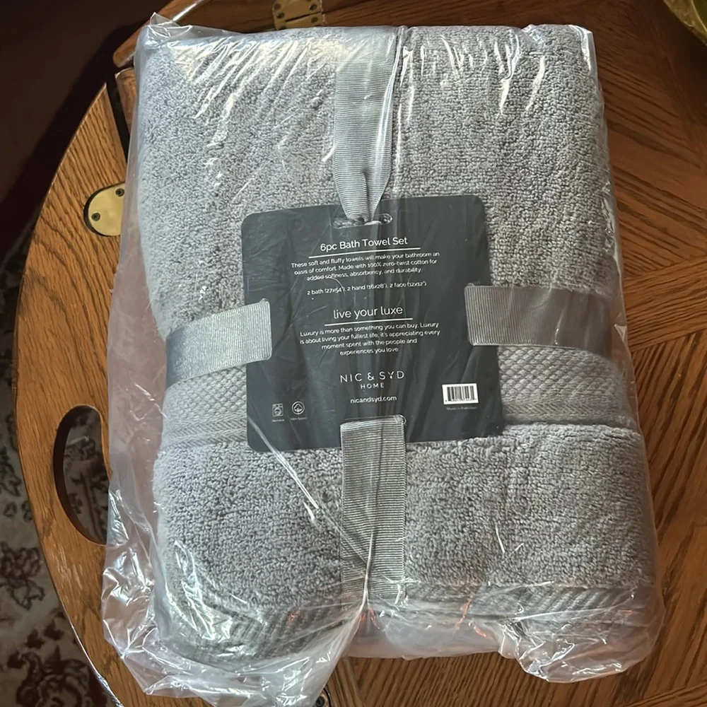 NIC & SYD 6-Piece Gray Towel Set